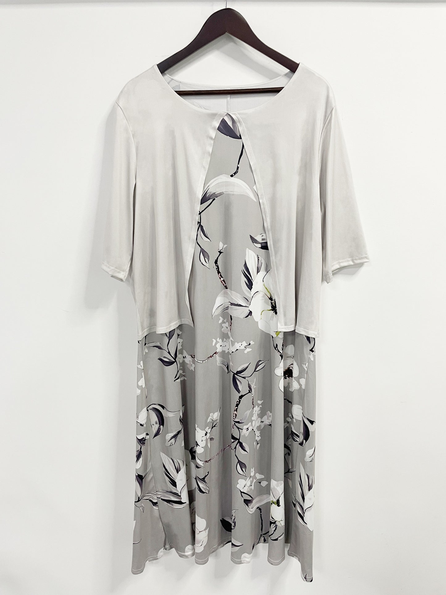 Ladies fake two piece short sleeve round neck printed dress