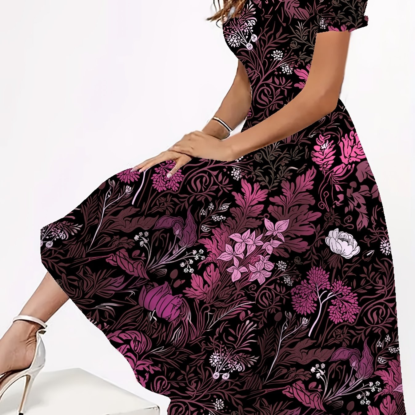 Plus Size Elegant Floral Print Dress - Chic Round Neck Short Sleeve Maxi