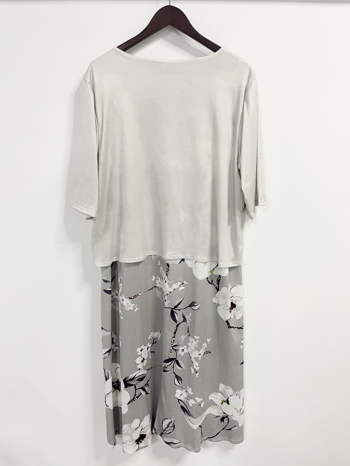 Ladies fake two piece short sleeve round neck printed dress